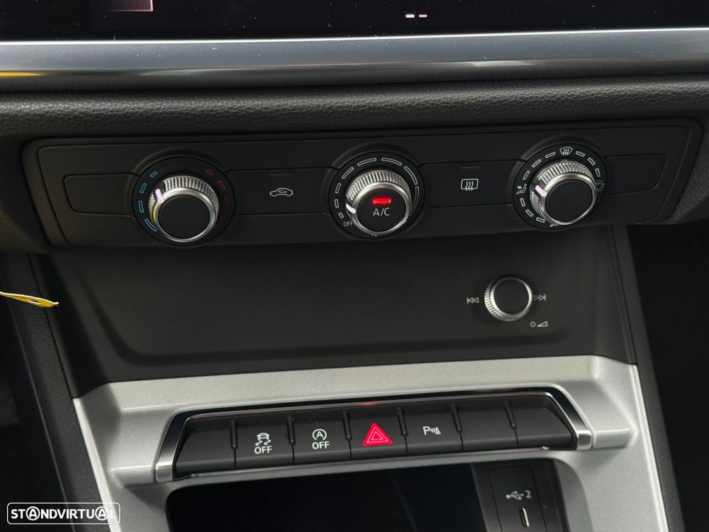 Audi Q3 35 TFSI Advanced - 42