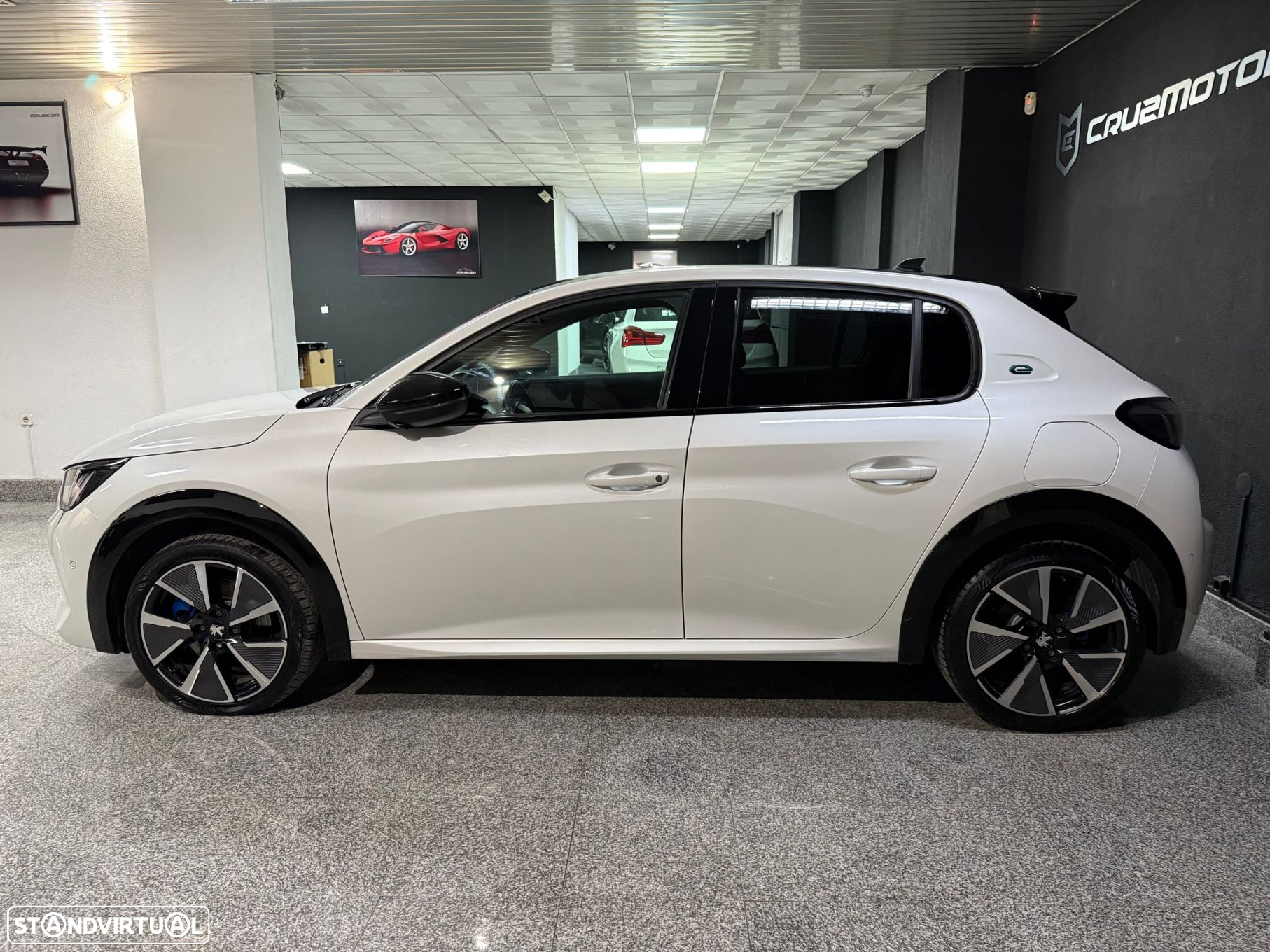 Peugeot e-208 50 kWh GT - 3
