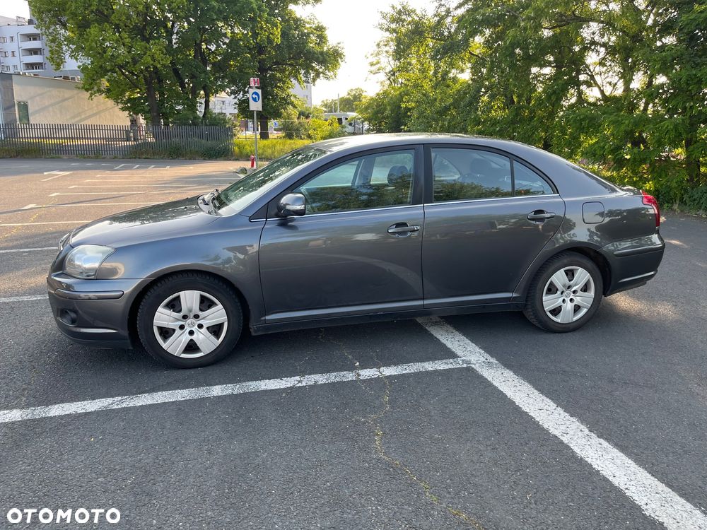Toyota Avensis 2.0 D-4D Sol - 7