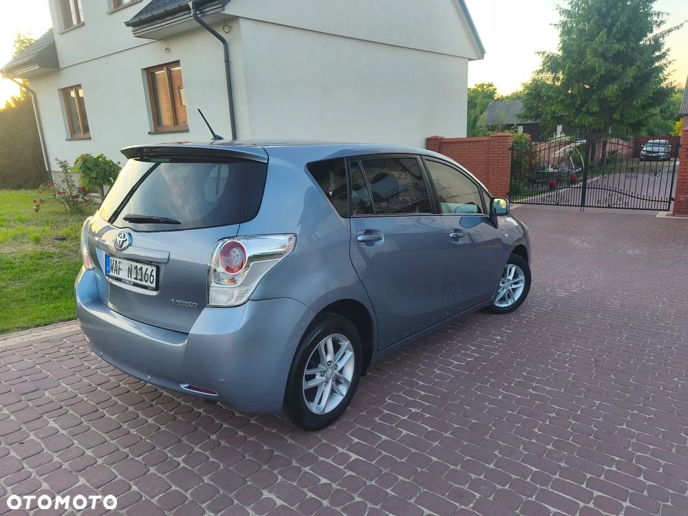 Toyota Verso 1.8 Sol plus NAVI - 3