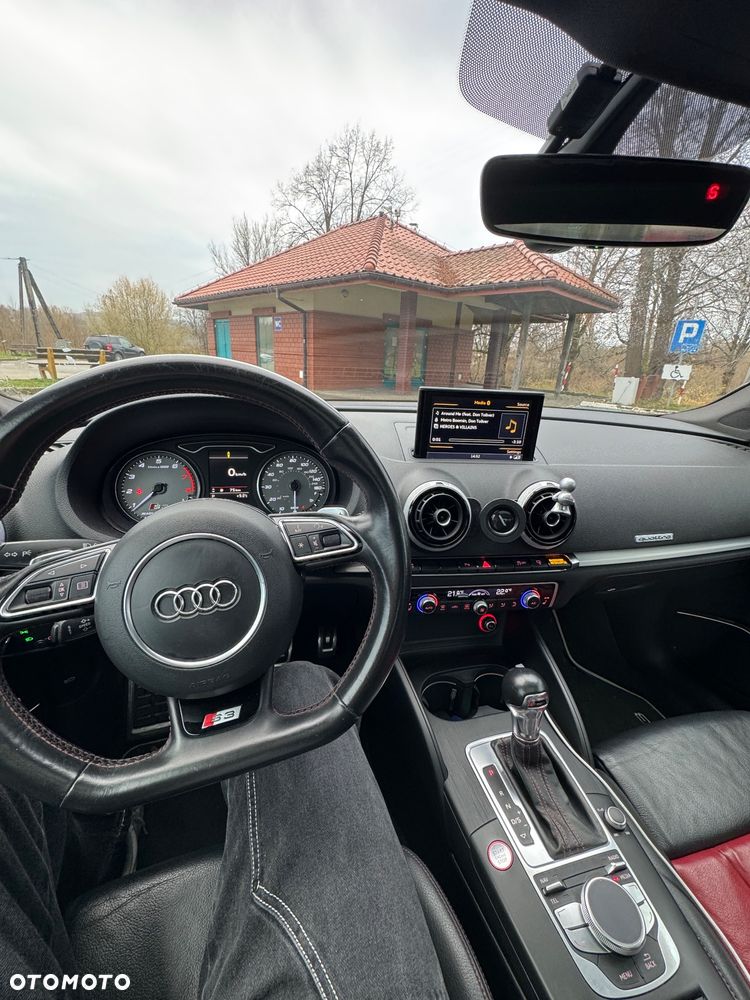 Audi S3 S tronic - 10