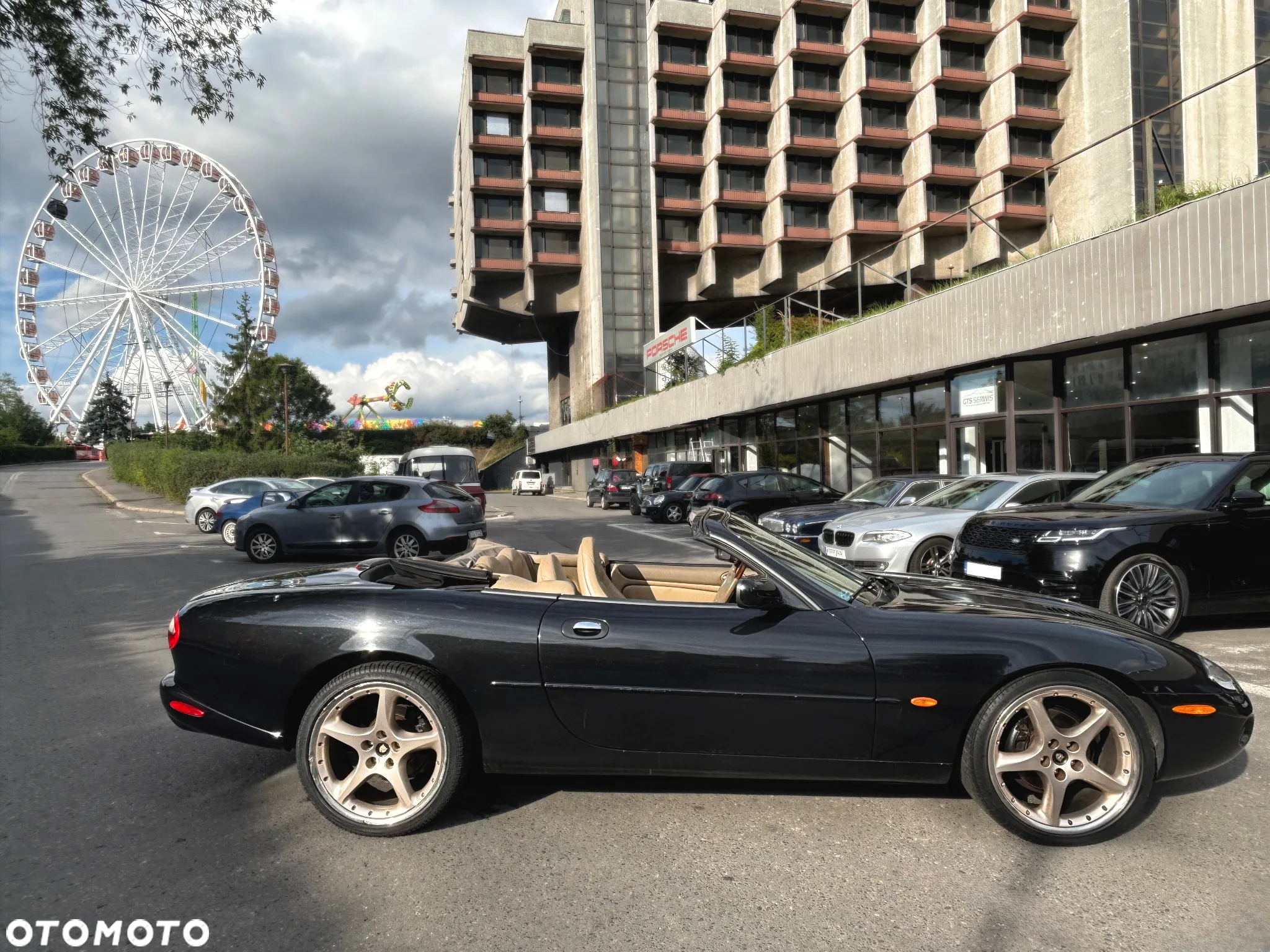 Jaguar XK - 9