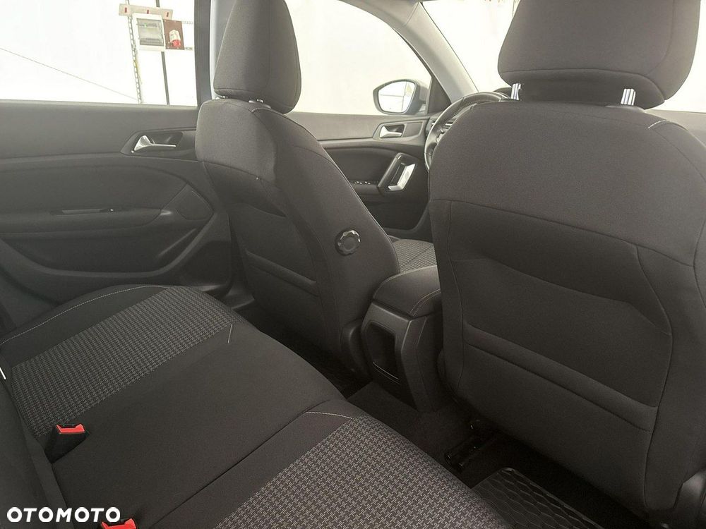 Peugeot 308 - 24
