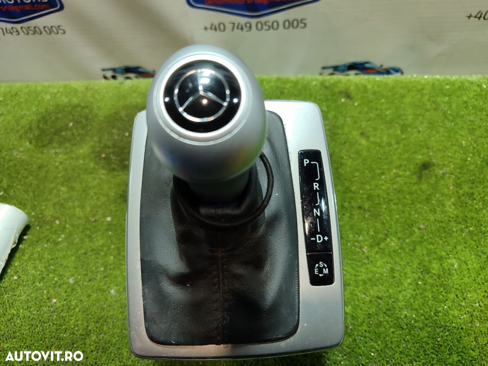 MANETA SCHIMBATOR DE VITEZE MERCEDES BENZ C250 CDI C CLASS W204 2.1 DIESEL 2010 / SEDAN COD OEM 204267003 / A2042673888 / A2042675724 / 2008-2014 - 1