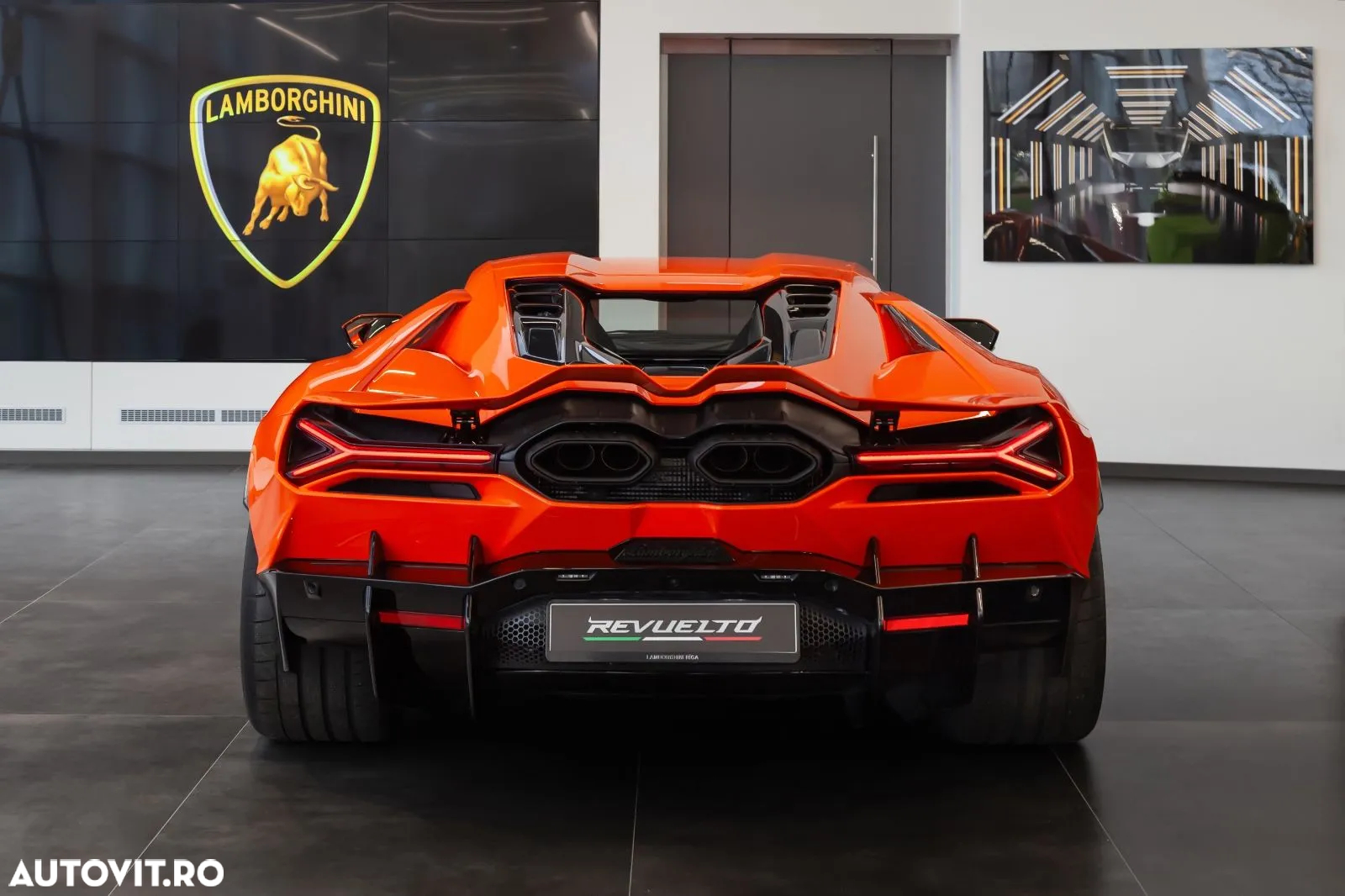 Lamborghini Revuelto - 7