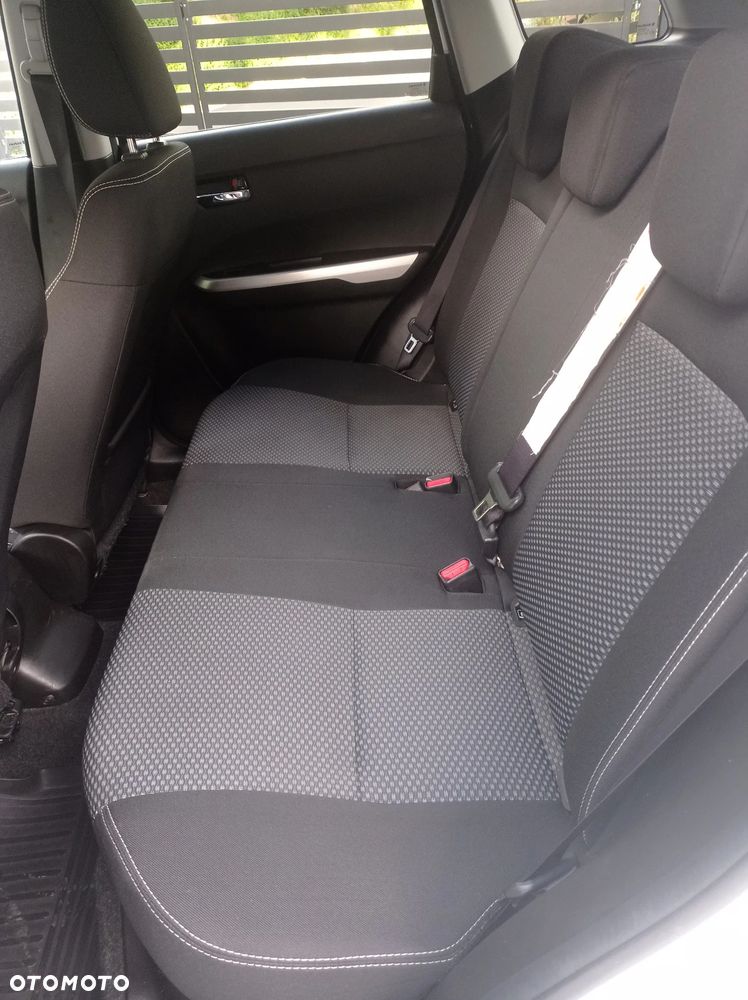 Suzuki Vitara 1.6 Comfort 2WD - 8