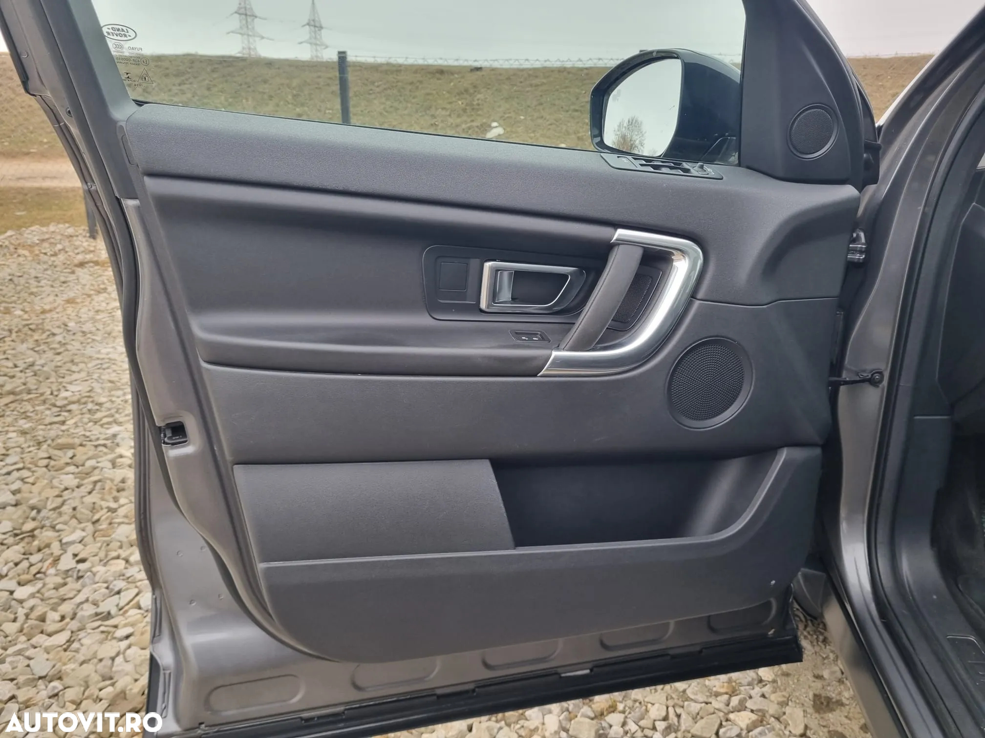Land Rover Discovery Sport 2.0 D180 R-Dynamic MHEV SE - 33