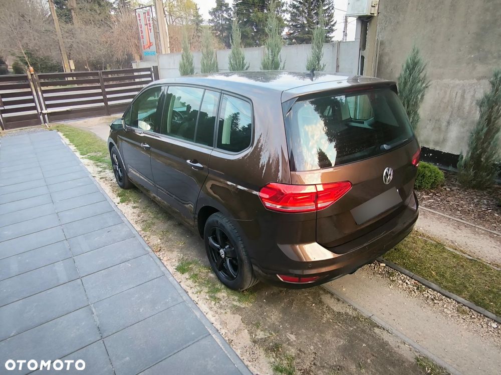 Volkswagen Touran 1.6 TDI BMT SCR Comfortline - 10