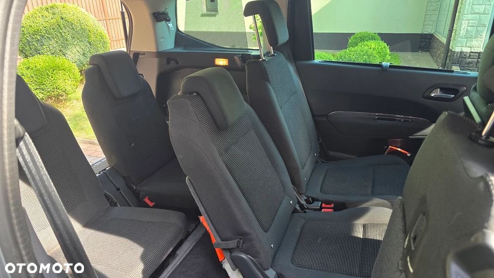 Peugeot 5008 2.0 HDi Allure 7os - 4