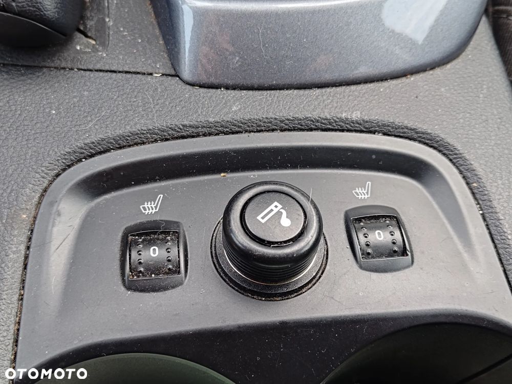 Ford Focus 1.6 EcoBoost Titanium - 14