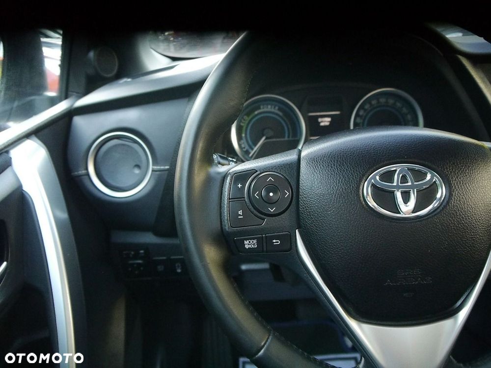 Toyota Auris - 34