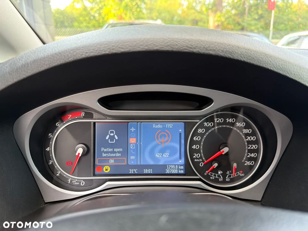 Ford S-Max 2.0 Titanium - 17