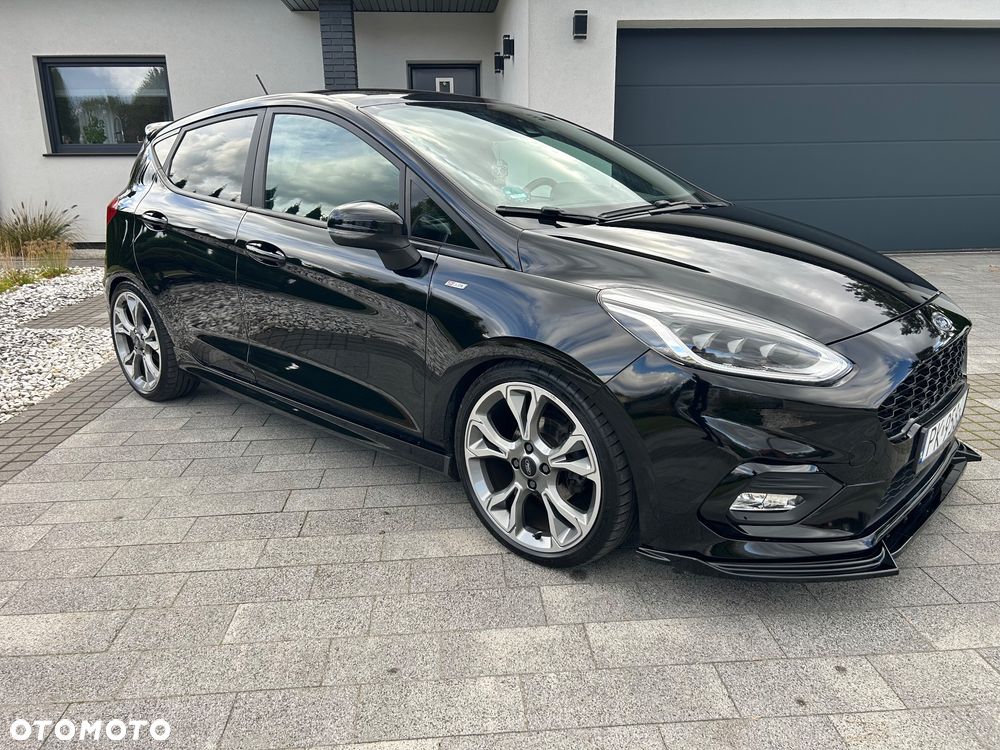 Ford Fiesta 2018 photo 2