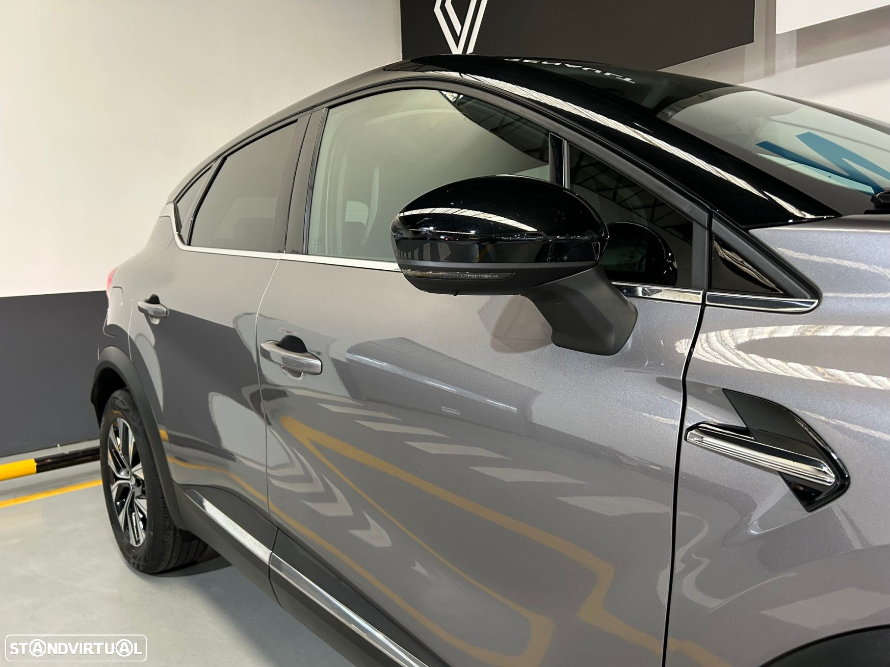 Renault Captur 1.0 TCe Techno - 12