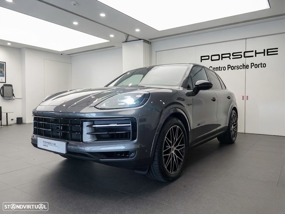 Porsche Cayenne - 1