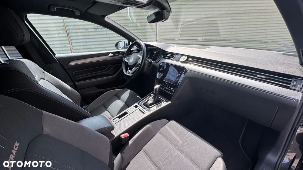 Volkswagen Passat Alltrack - 11
