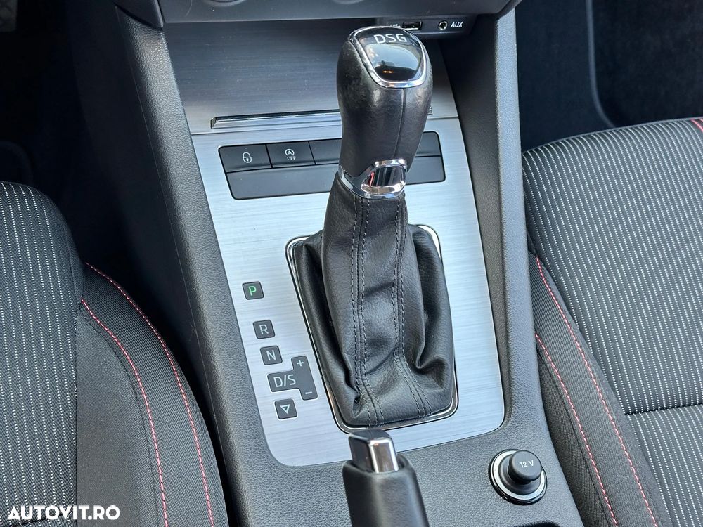 Skoda Octavia Combi Diesel 1.6 TDI DSG Style - 7