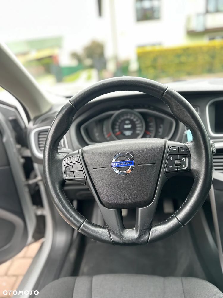 Volvo V40 - 17
