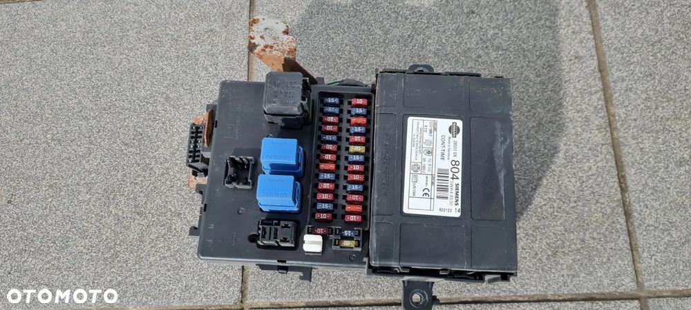 Nissan Terrano II Skrzynka Bezpieczników - 2