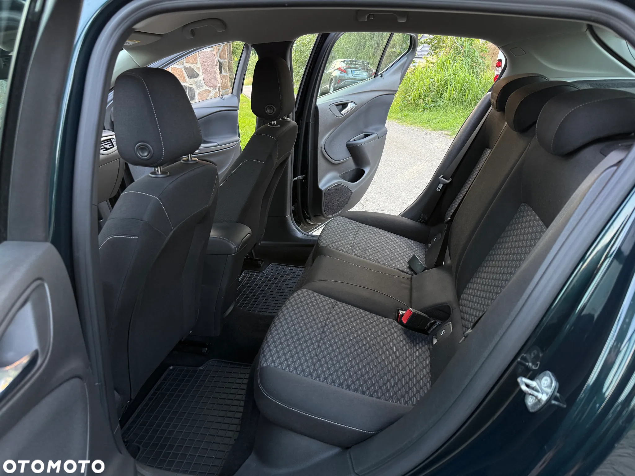 Opel Astra V 1.4 T Dynamic - 25