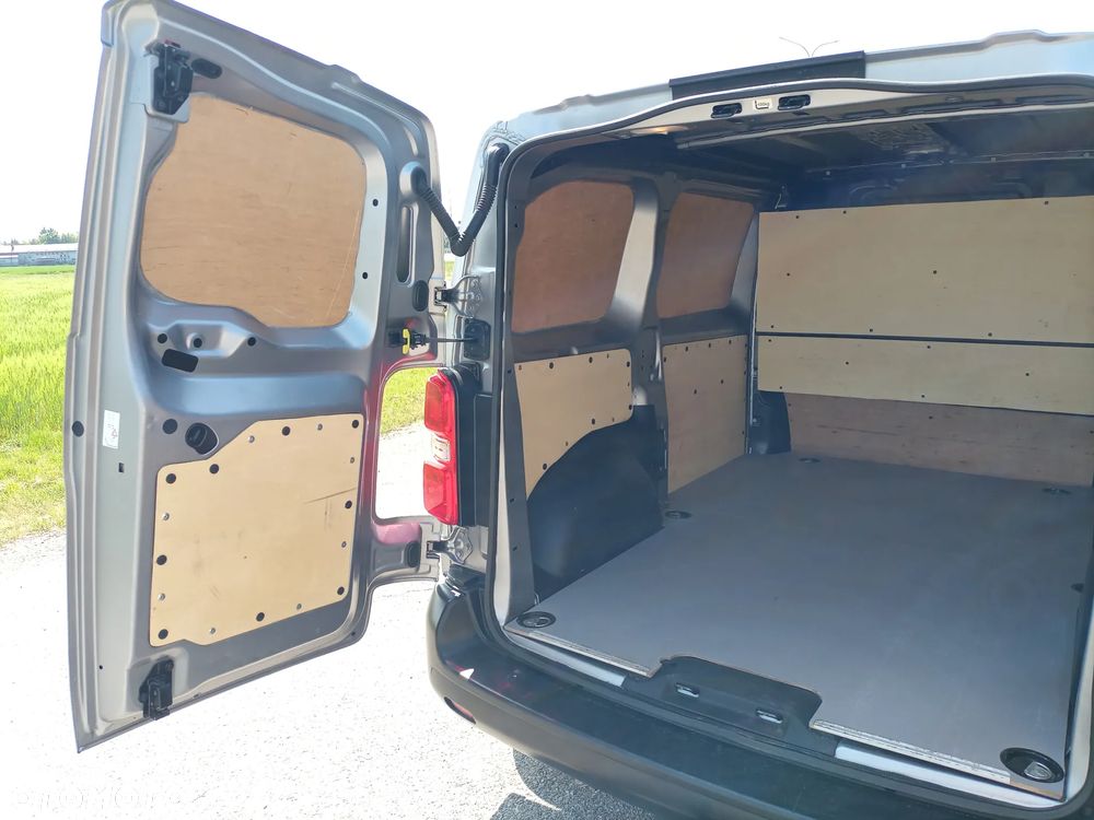 Toyota PROACE - 13