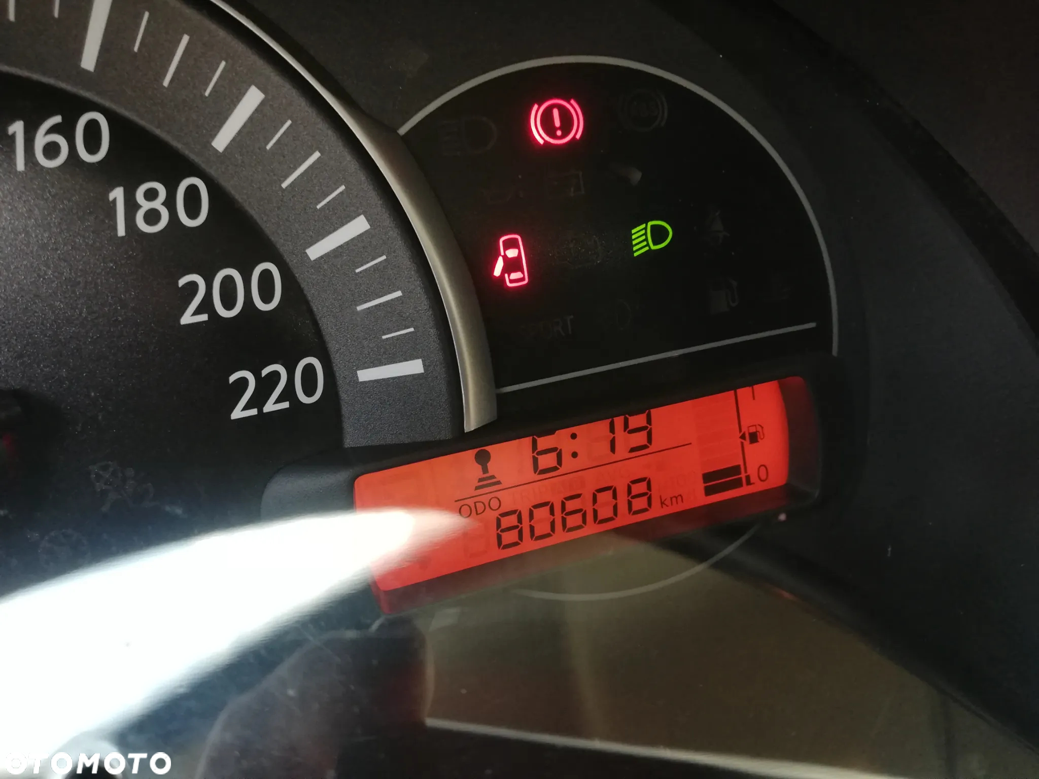 Nissan Micra - 3