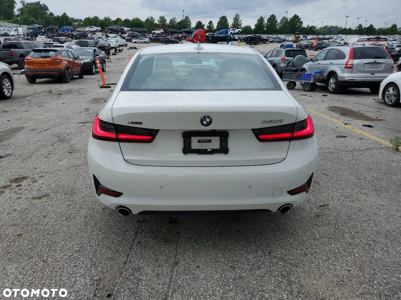 BMW Seria 3 330i Sport Line - 6