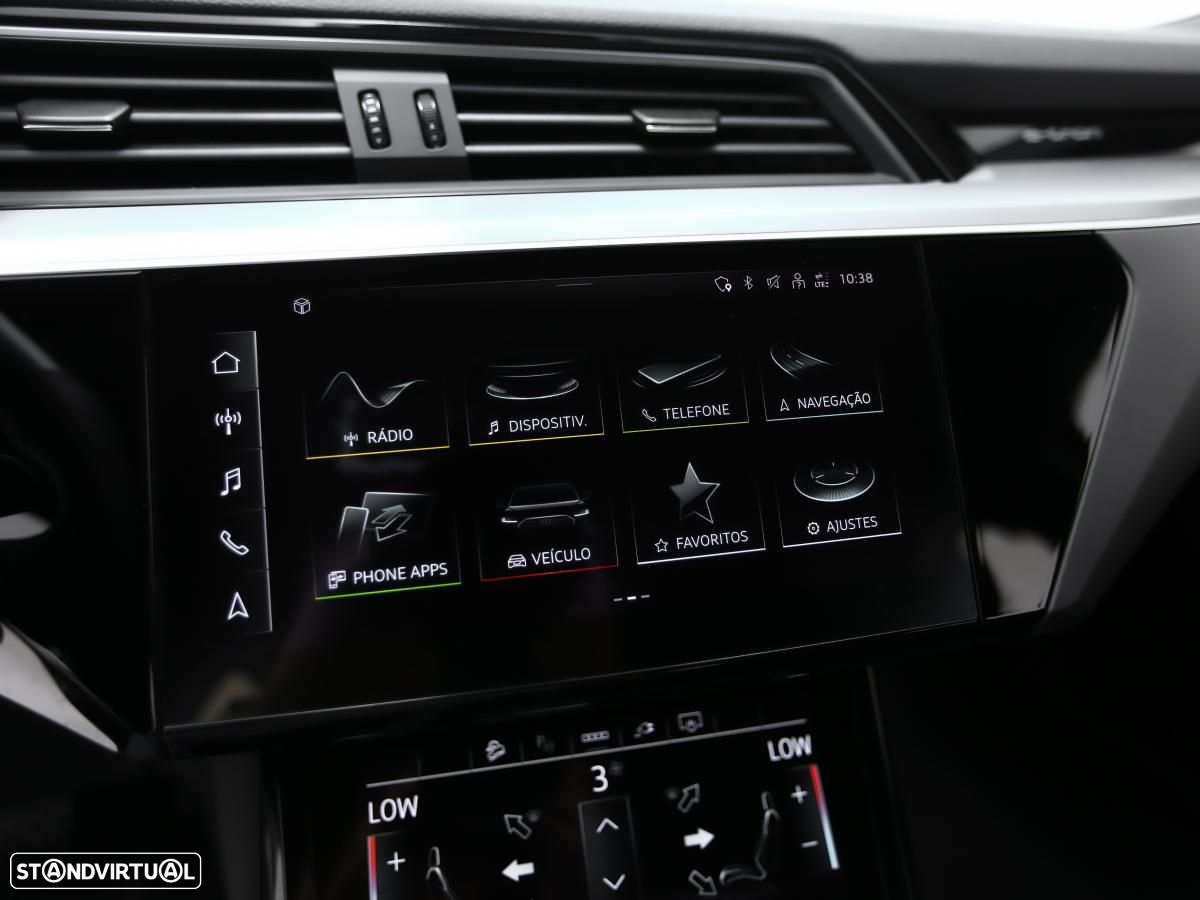 Audi e-tron 55 quattro - 21