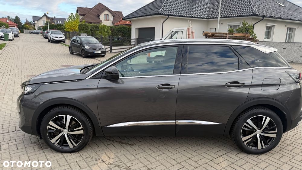 Peugeot 3008 1.6 PureTech HYbrid4 GT S&S EAT8 - 10