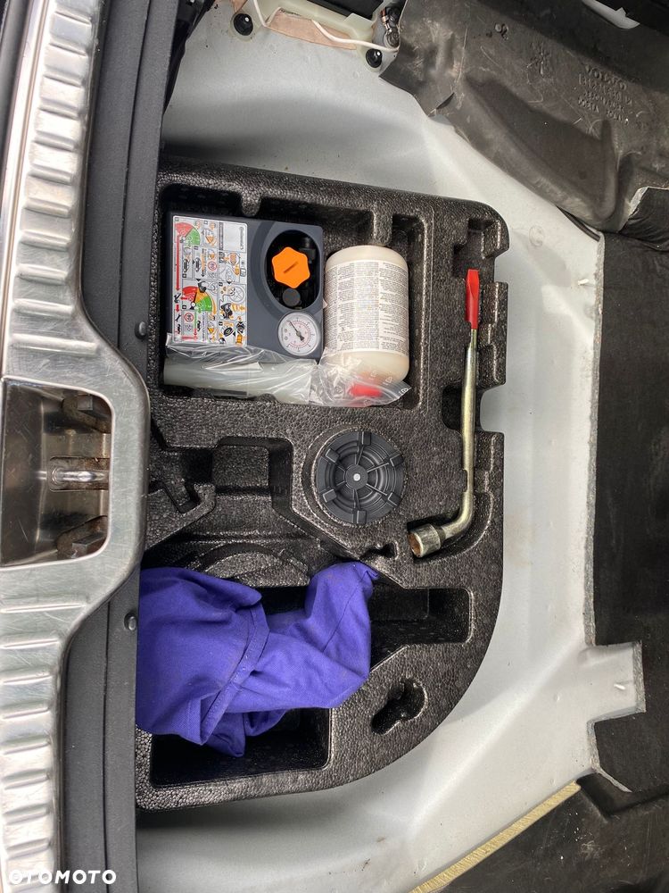 Volvo XC 60 D4 Drive-E Ocean Race - 16