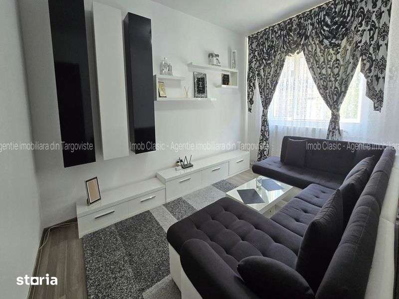 Etaj 1, micro 3 Targoviste, vanzare apartament 3 camere — fotografia 1