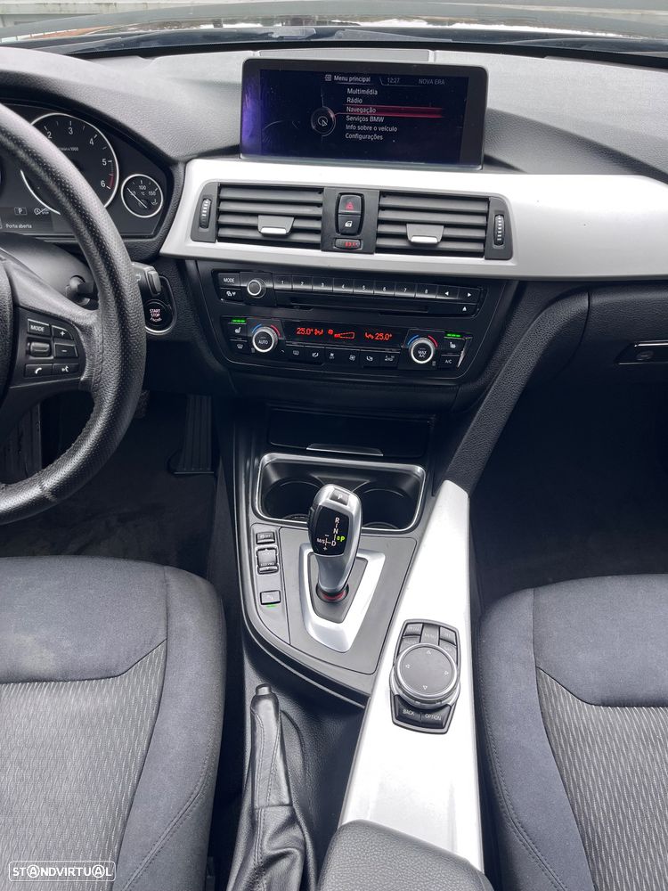 BMW 320 d Touring Aut. Sport Line - 47