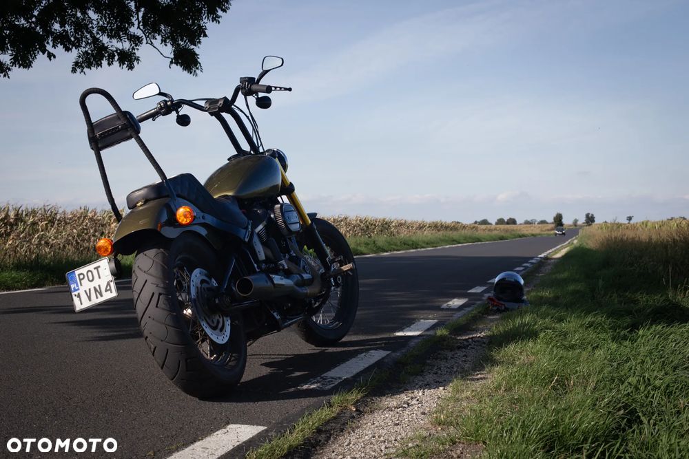 Harley-Davidson Softail Street Bob - 12