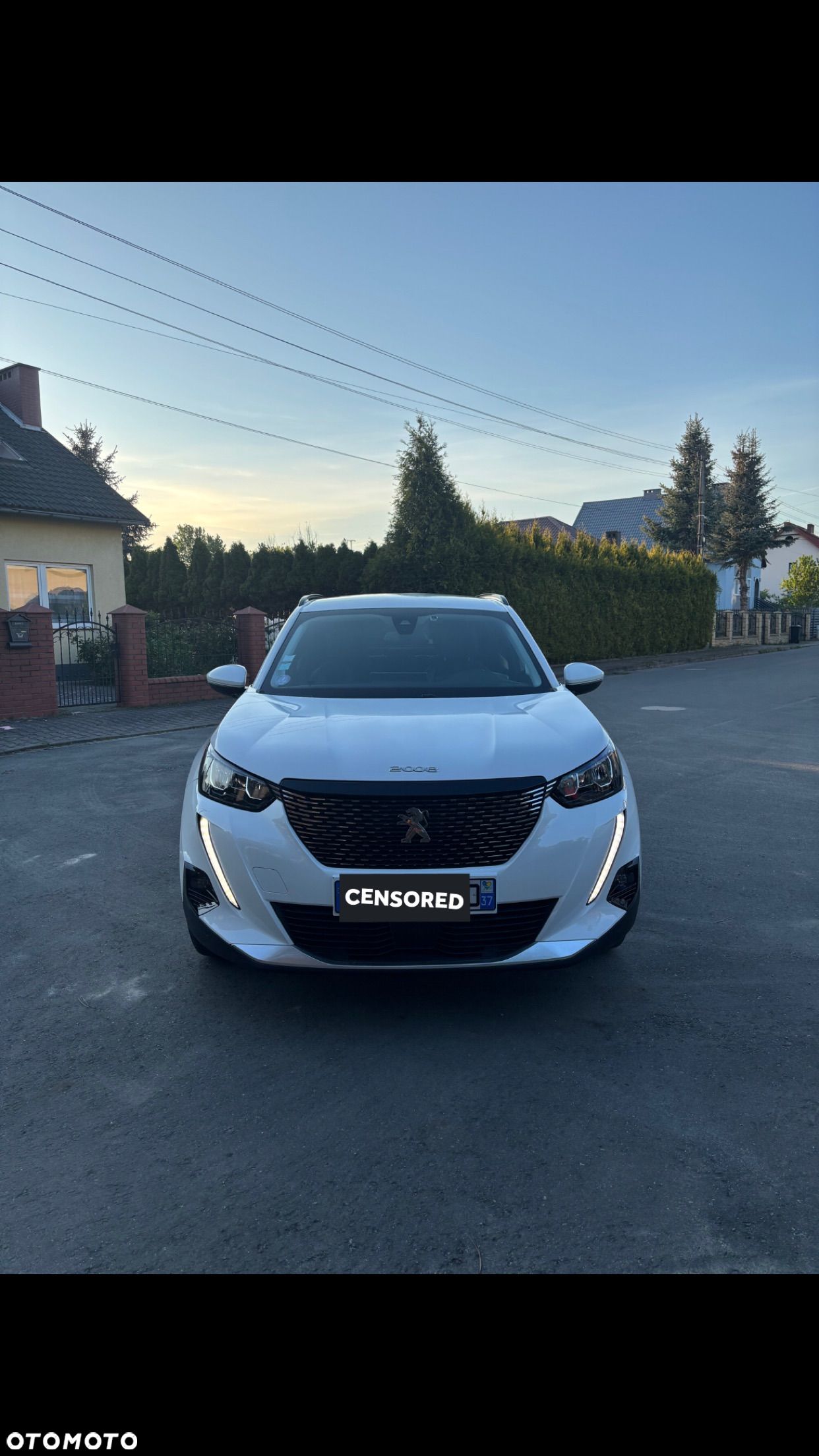 Peugeot 2008 PureTech 130 EAT8 Allure - 1