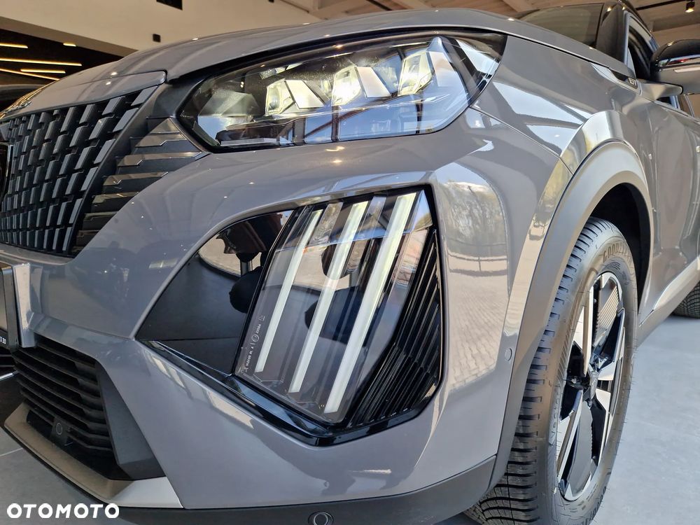 Peugeot 2008 PureTech mHEV GT E-DCS6 - 28
