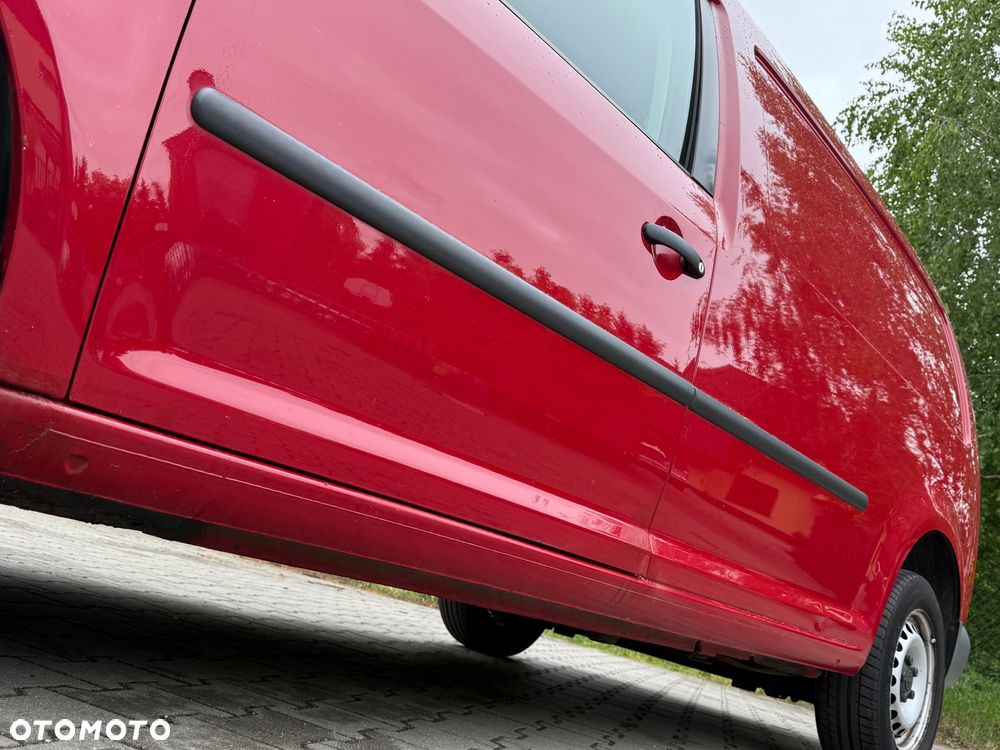 Volkswagen Caddy Maxi - 23