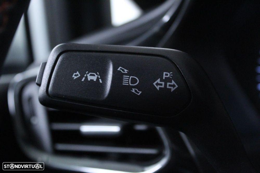 Ford Fiesta 1.0 EcoBoost ST-Line - 25