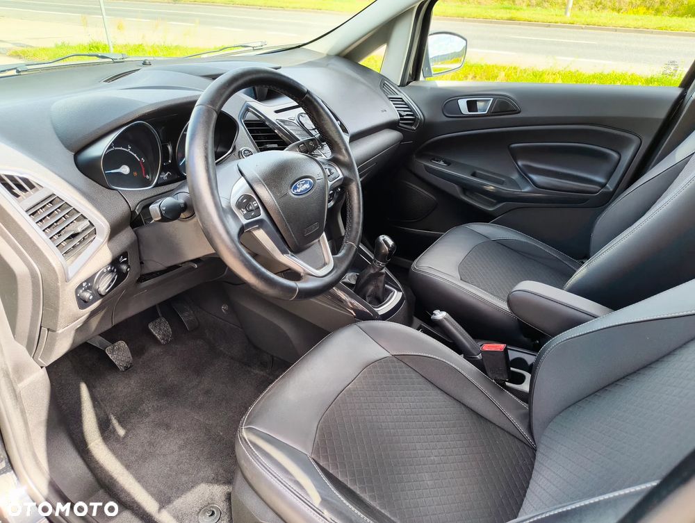 Ford EcoSport 1.5 TDCi TITANIUM - 13