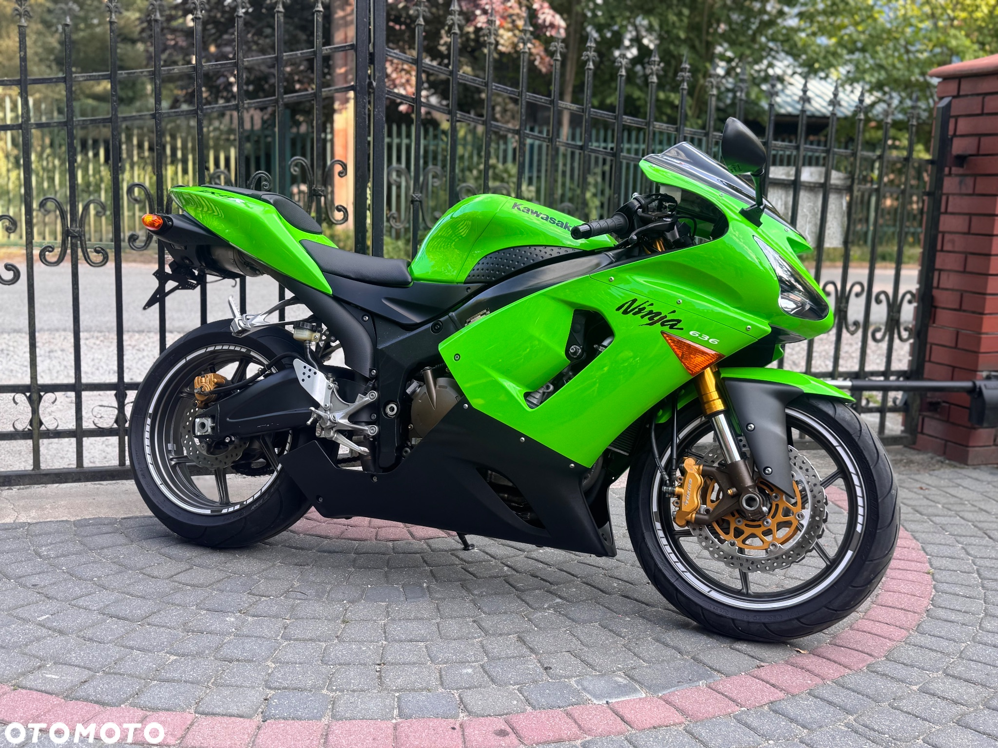 Kawasaki ZX - 2