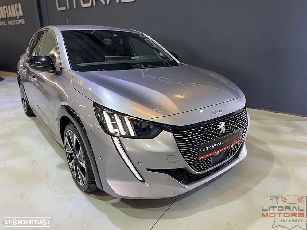 Peugeot 208 1.2 PureTech GT Line - 4