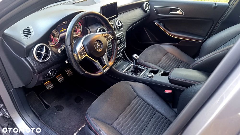 Mercedes-Benz Klasa A 180 AMG Line - 17