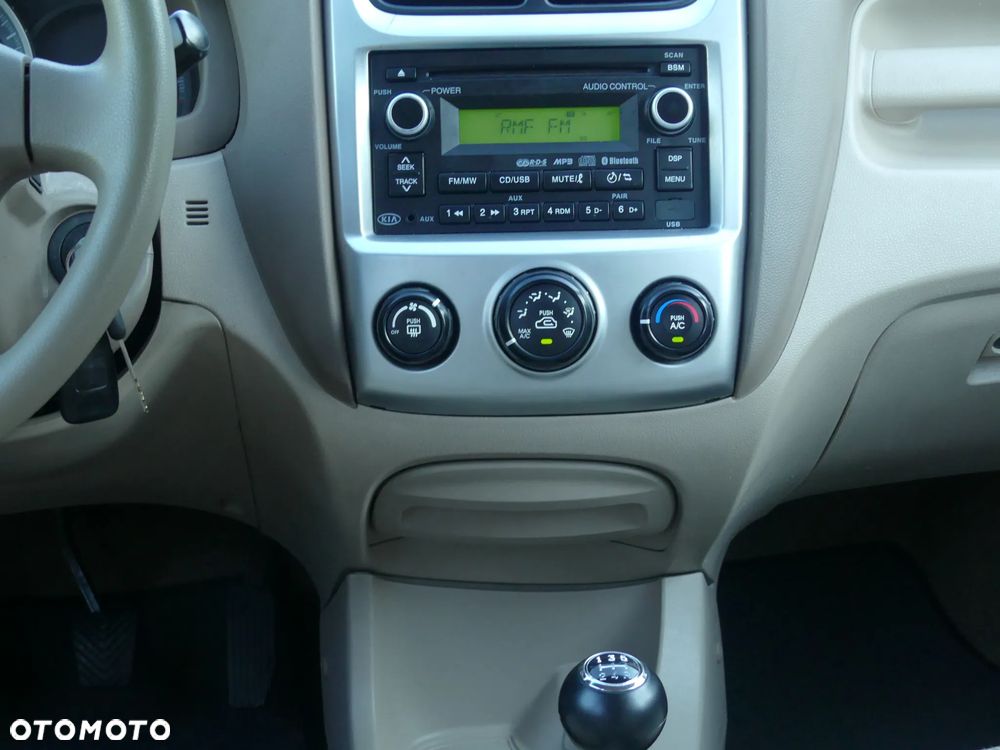 Kia Sportage 2.0 Expedition - 7