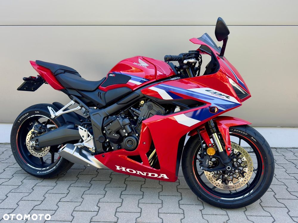 Honda CBR - 1