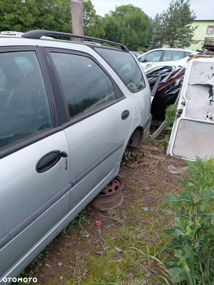 Części do Renault LAGUNA I KOMBI 1999 1.6 BENZYNA DRZWI PRZÓD prawe lewe TYŁ prawe lewe - 1
