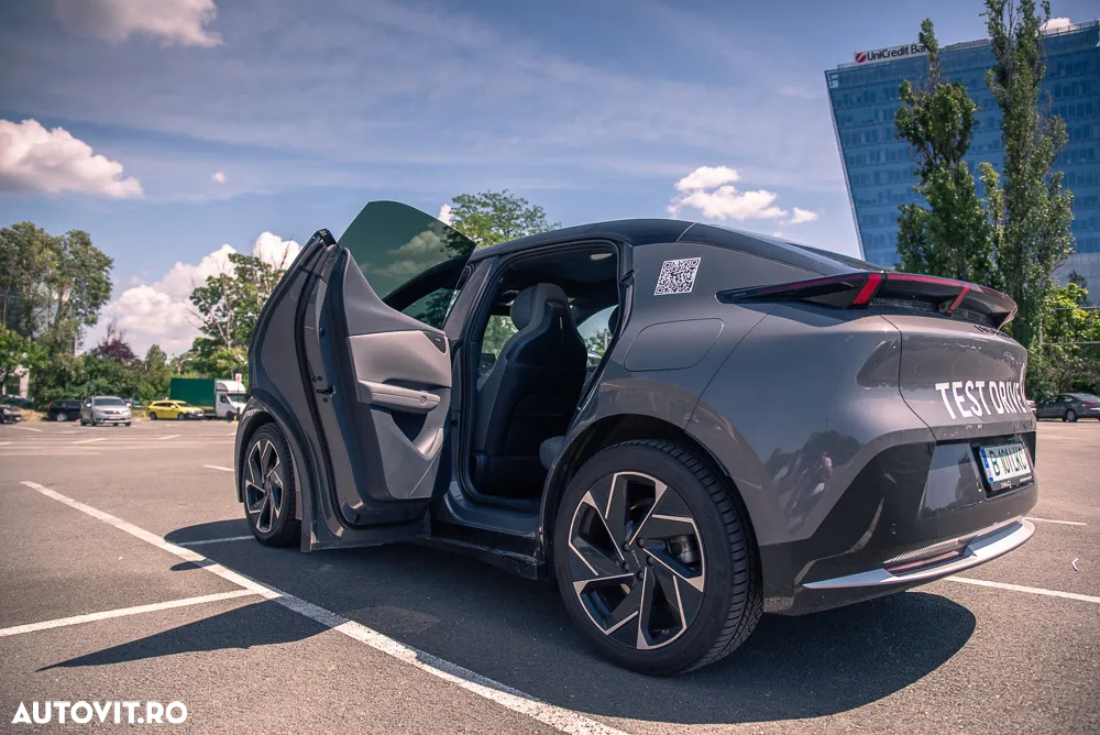 Lynk&Co 02 - 19