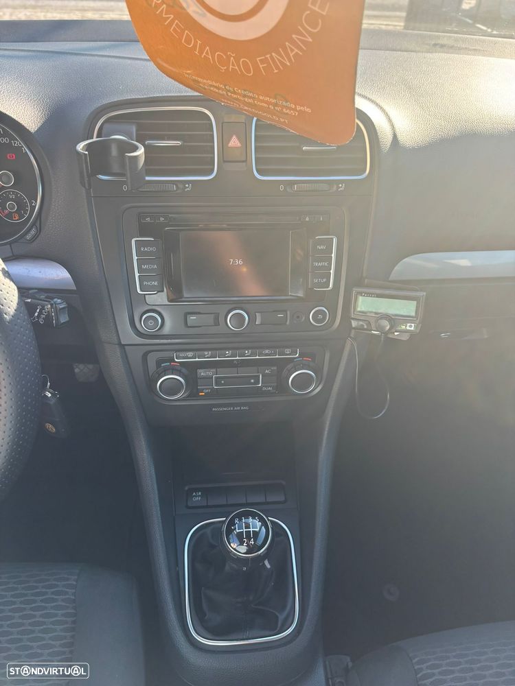 VW Golf 2.0 TDi DPF Comfortline - 15