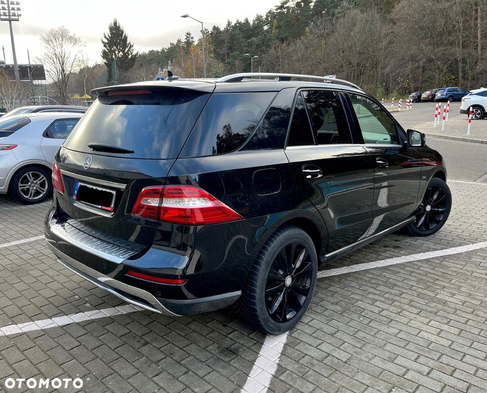 Mercedes-Benz ML 350 BlueTEC 4-Matic - 16