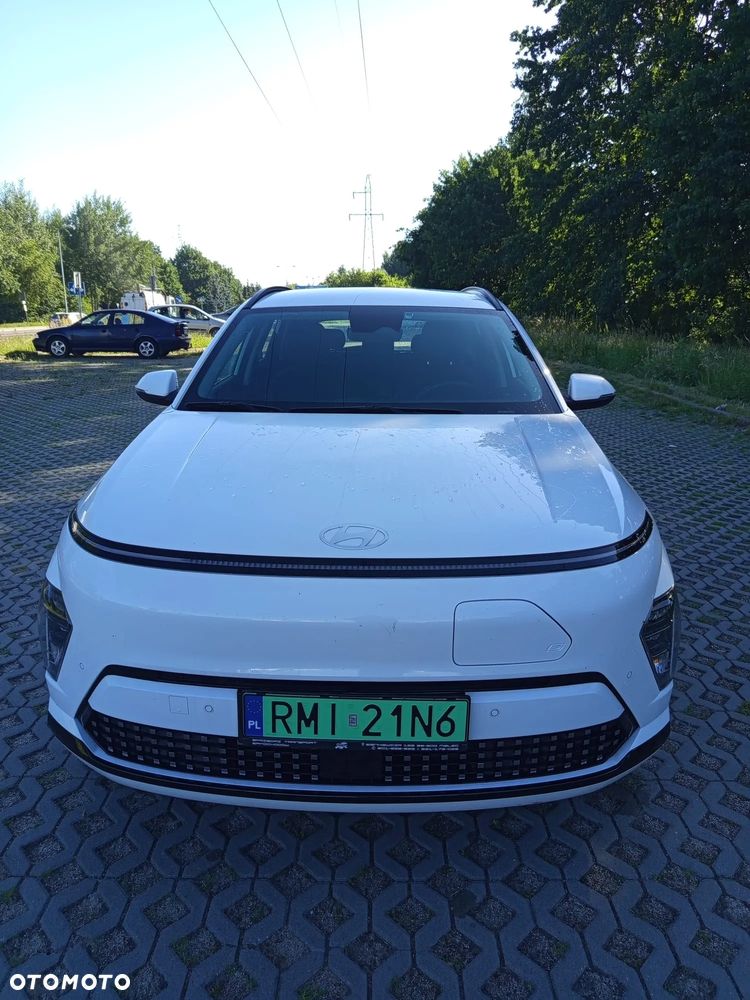 Hyundai Kona - 12