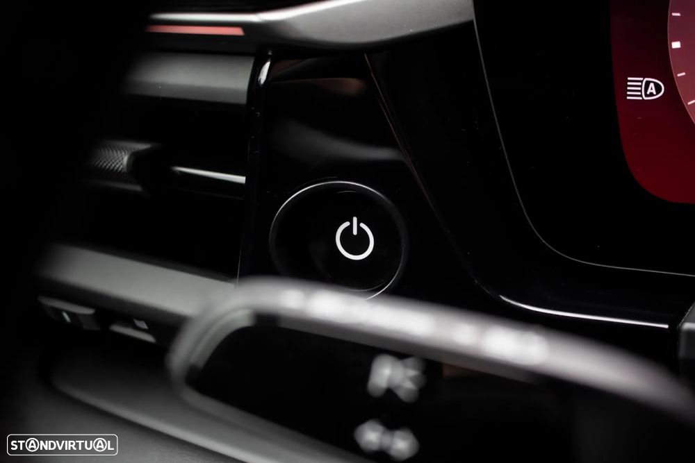 Porsche Macan Electric 4 - 24