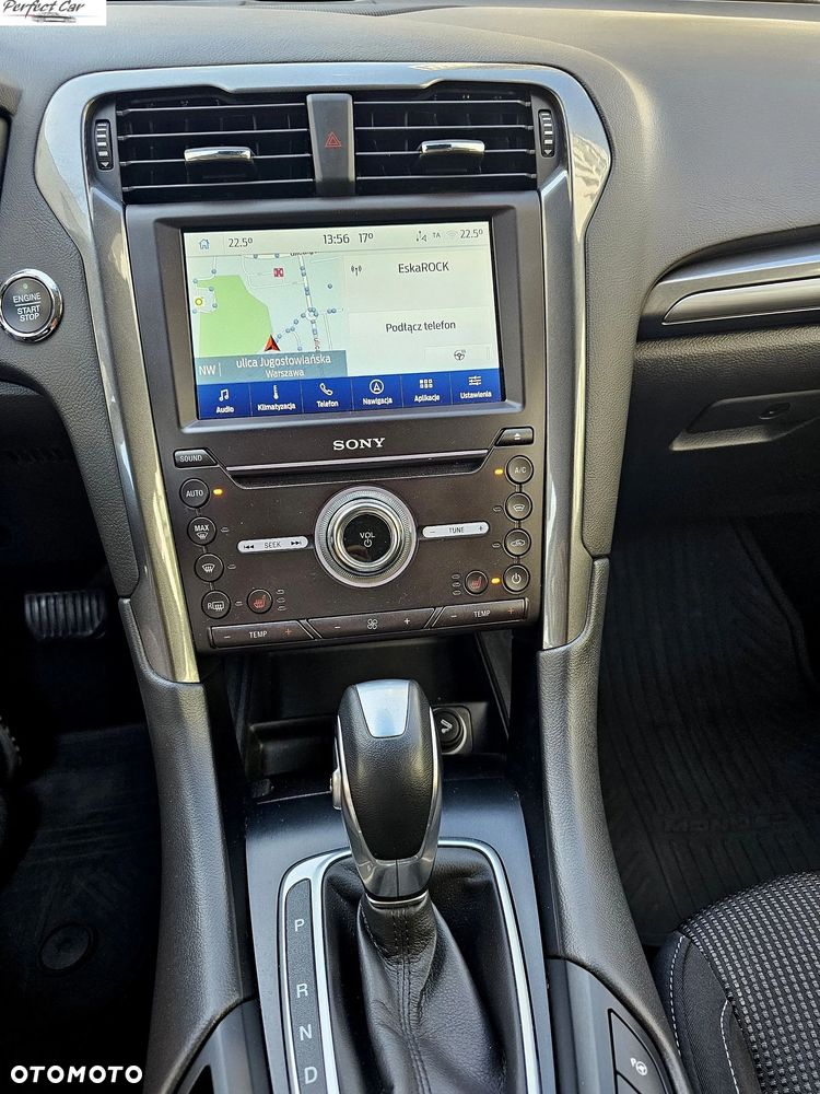 Ford Mondeo 2.0 Hybrid Titanium - 17